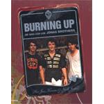 Burning Up. De gira con los Jonas Brothers